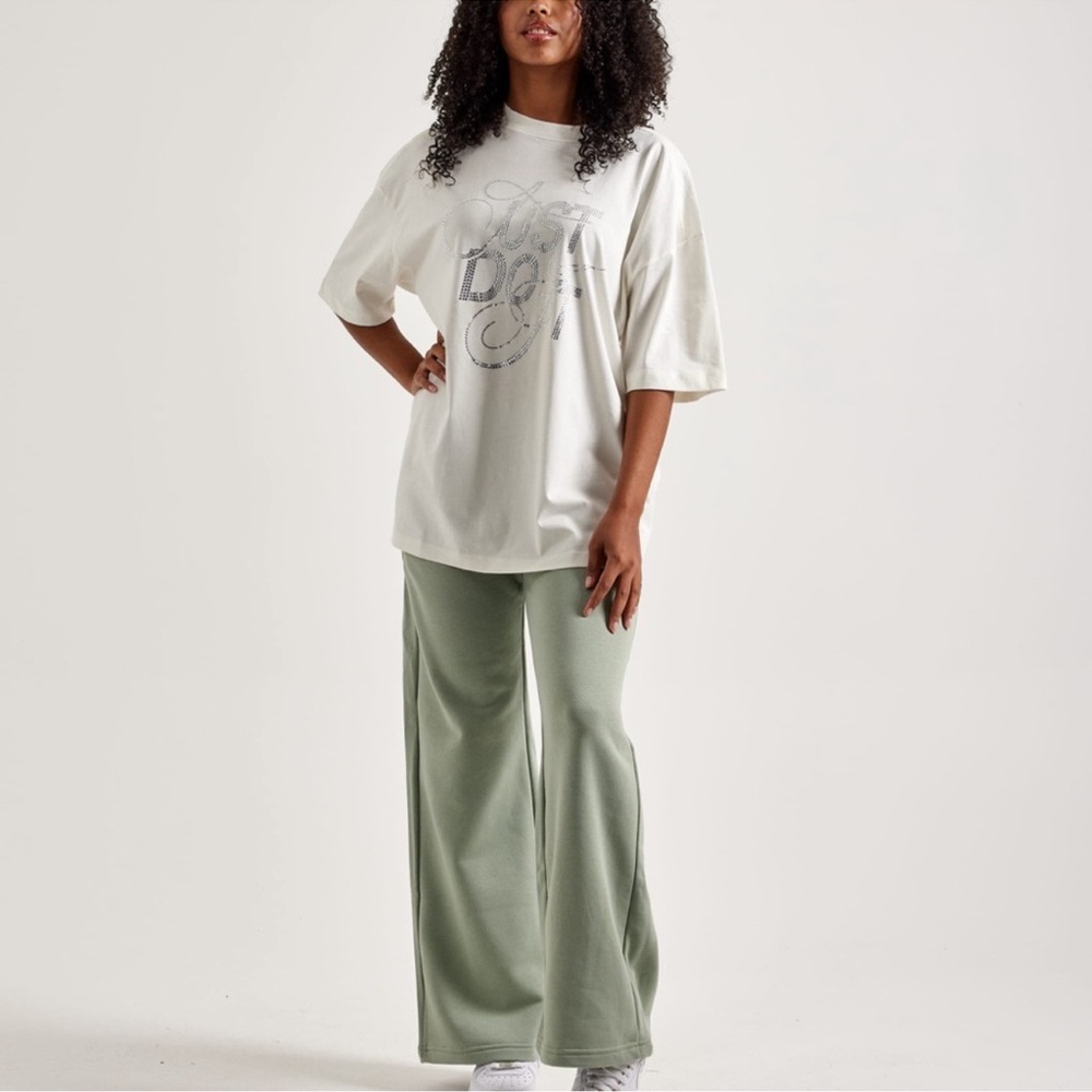 Nike Oversized bling T-Shirt White Ivory Rhinestones Just Do It NWT